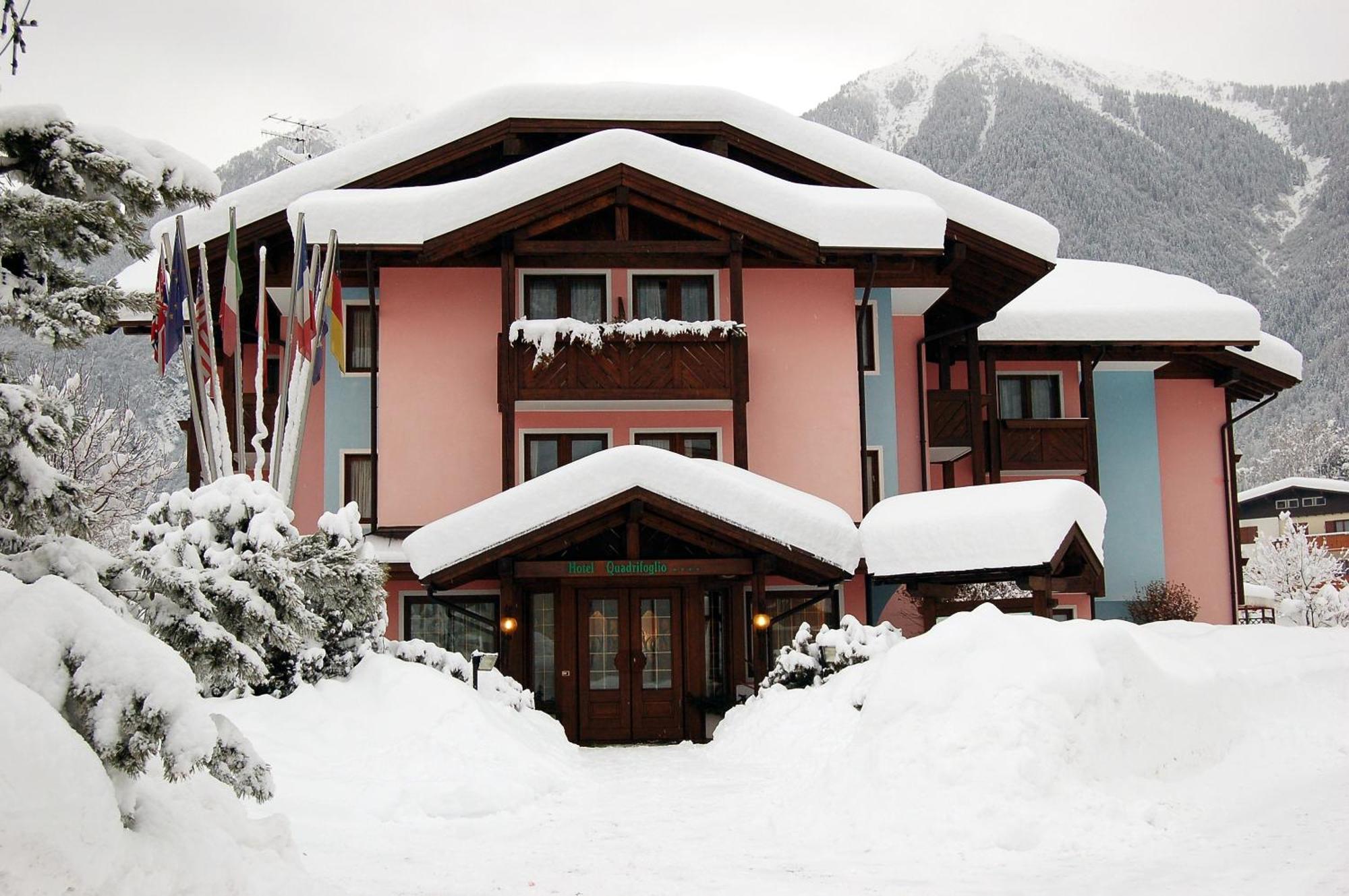 Hotel Quadrifoglio Pinzolo Esterno foto