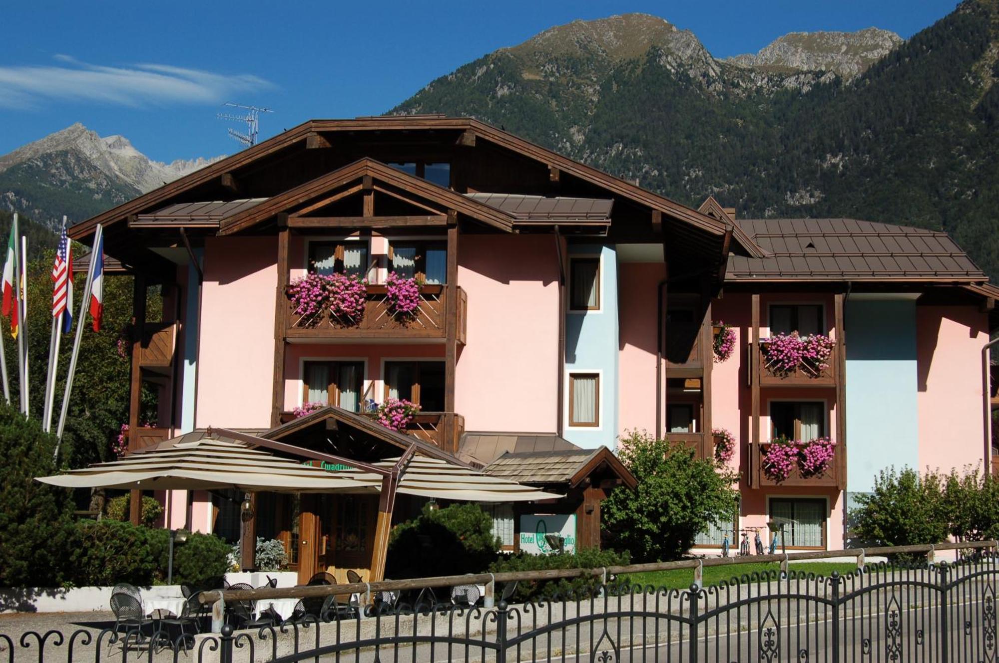 Hotel Quadrifoglio Pinzolo Esterno foto