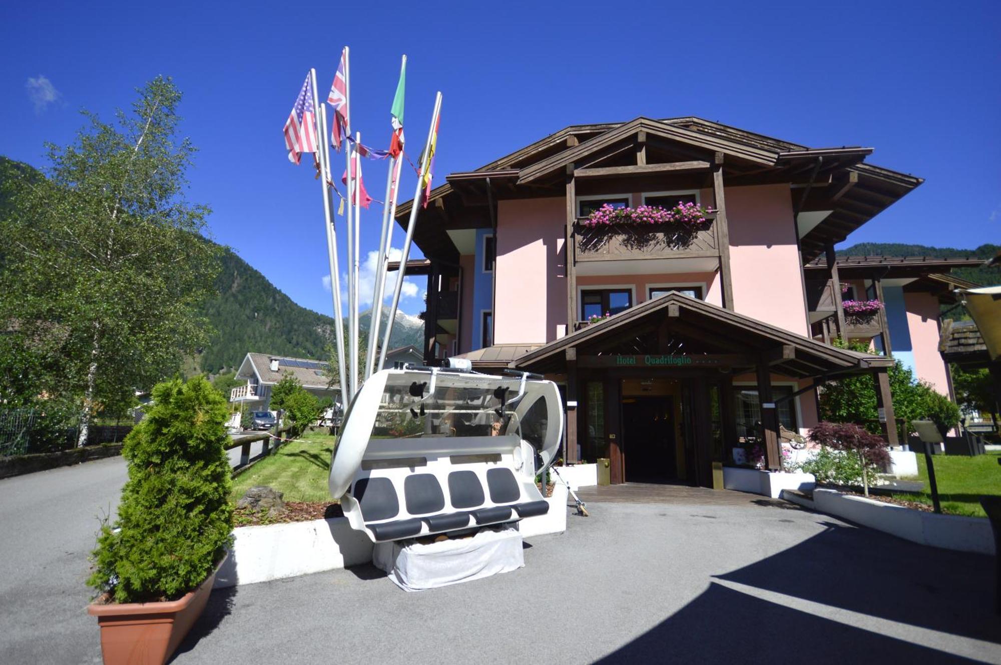 Hotel Quadrifoglio Pinzolo Esterno foto