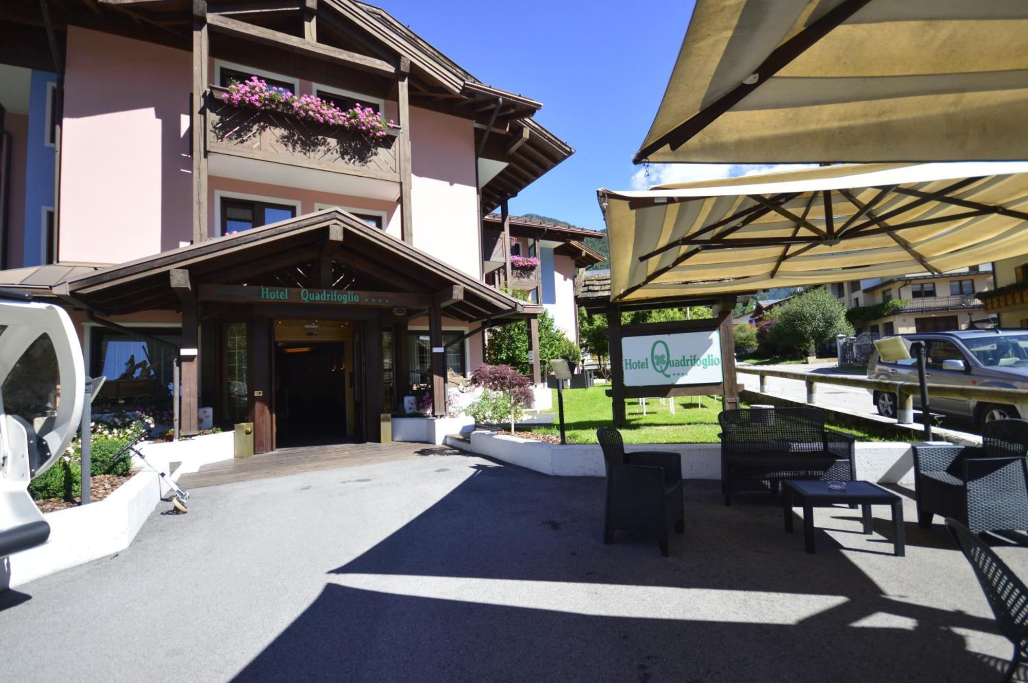 Hotel Quadrifoglio Pinzolo Esterno foto