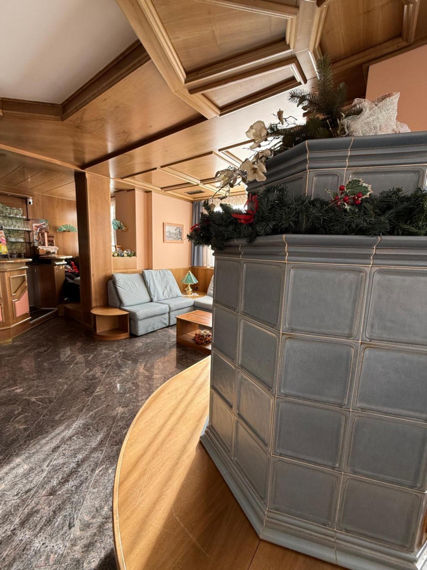 Hotel Quadrifoglio Pinzolo Esterno foto