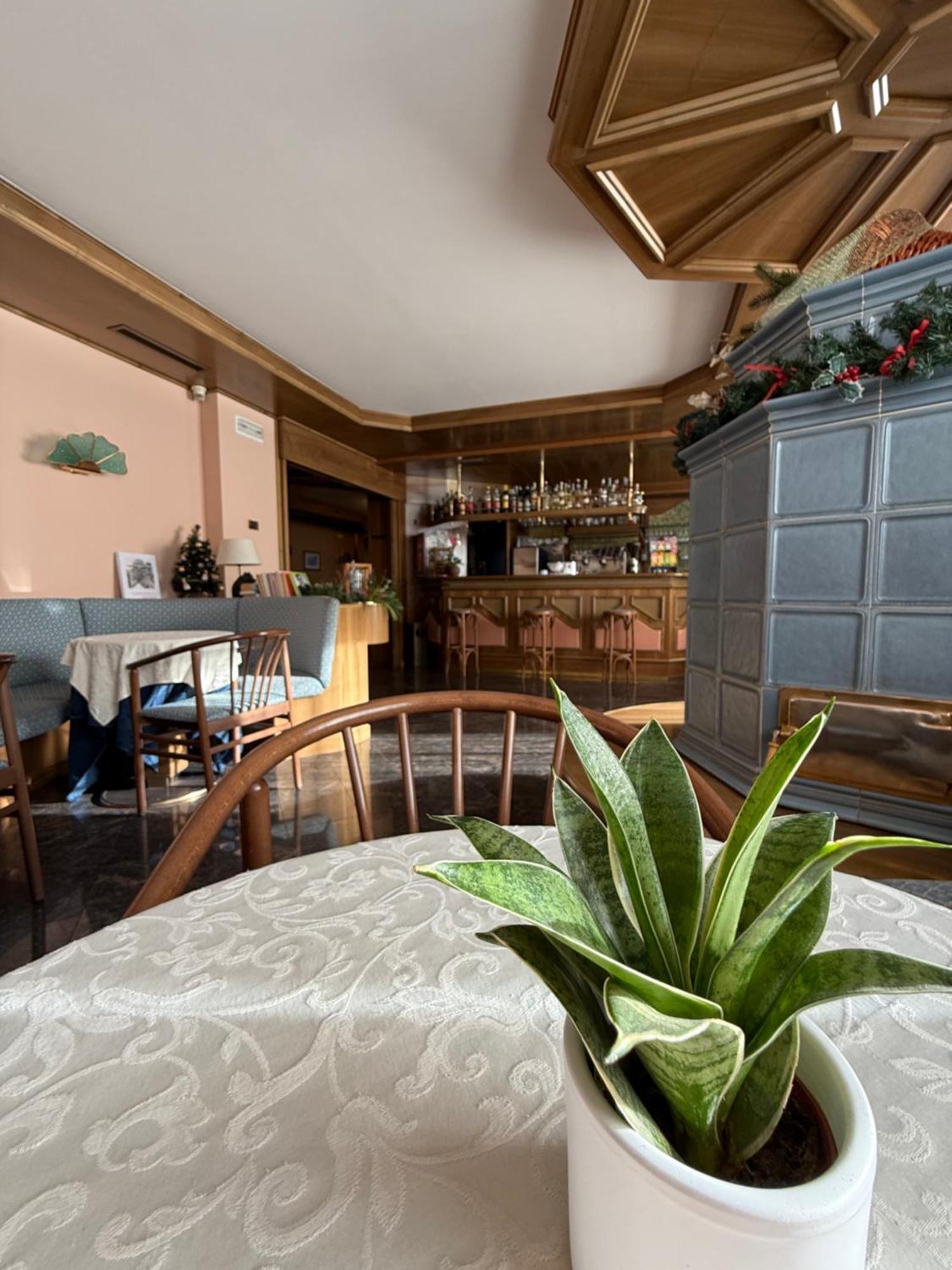 Hotel Quadrifoglio Pinzolo Esterno foto
