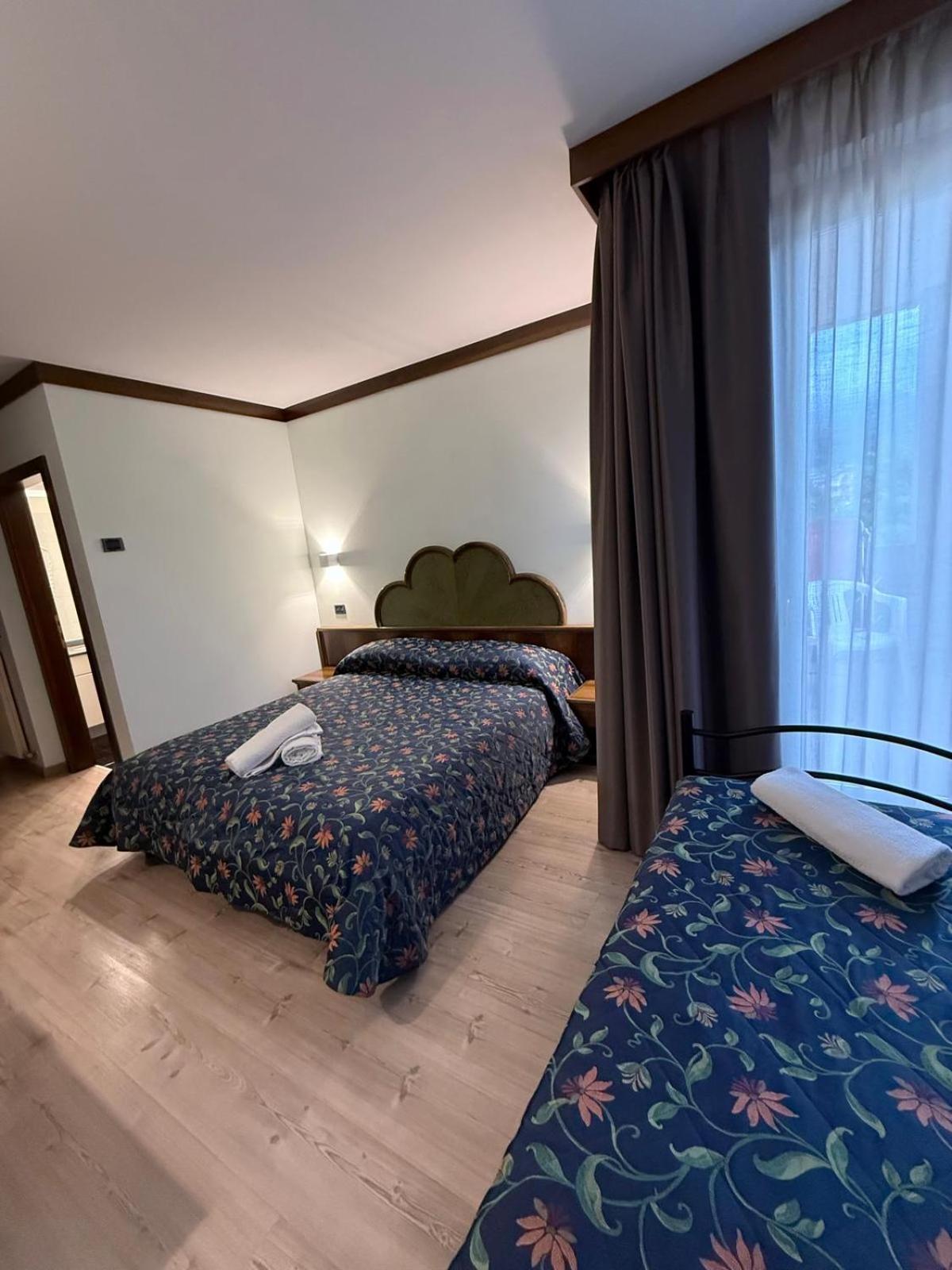 Hotel Quadrifoglio Pinzolo Esterno foto