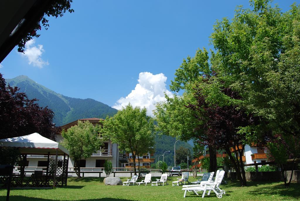 Hotel Quadrifoglio Pinzolo Esterno foto