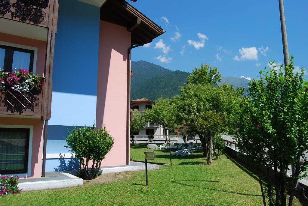 Hotel Quadrifoglio Pinzolo Esterno foto